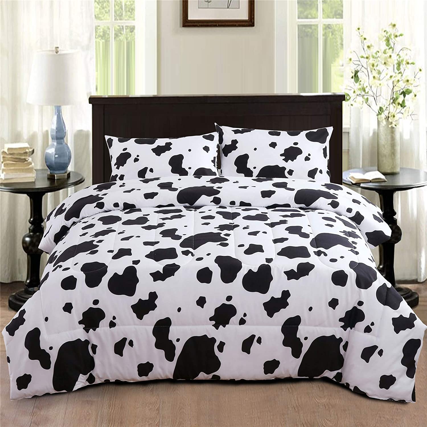 ABJHMKJ Discover Cozy Elegance with Our Cow Print Comforter Set